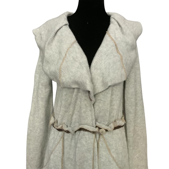 Anthropologie Tiny Grey Wool Blend Ruffle Shawl Collar Sweater Coat SZ M - Picture 8 of 12